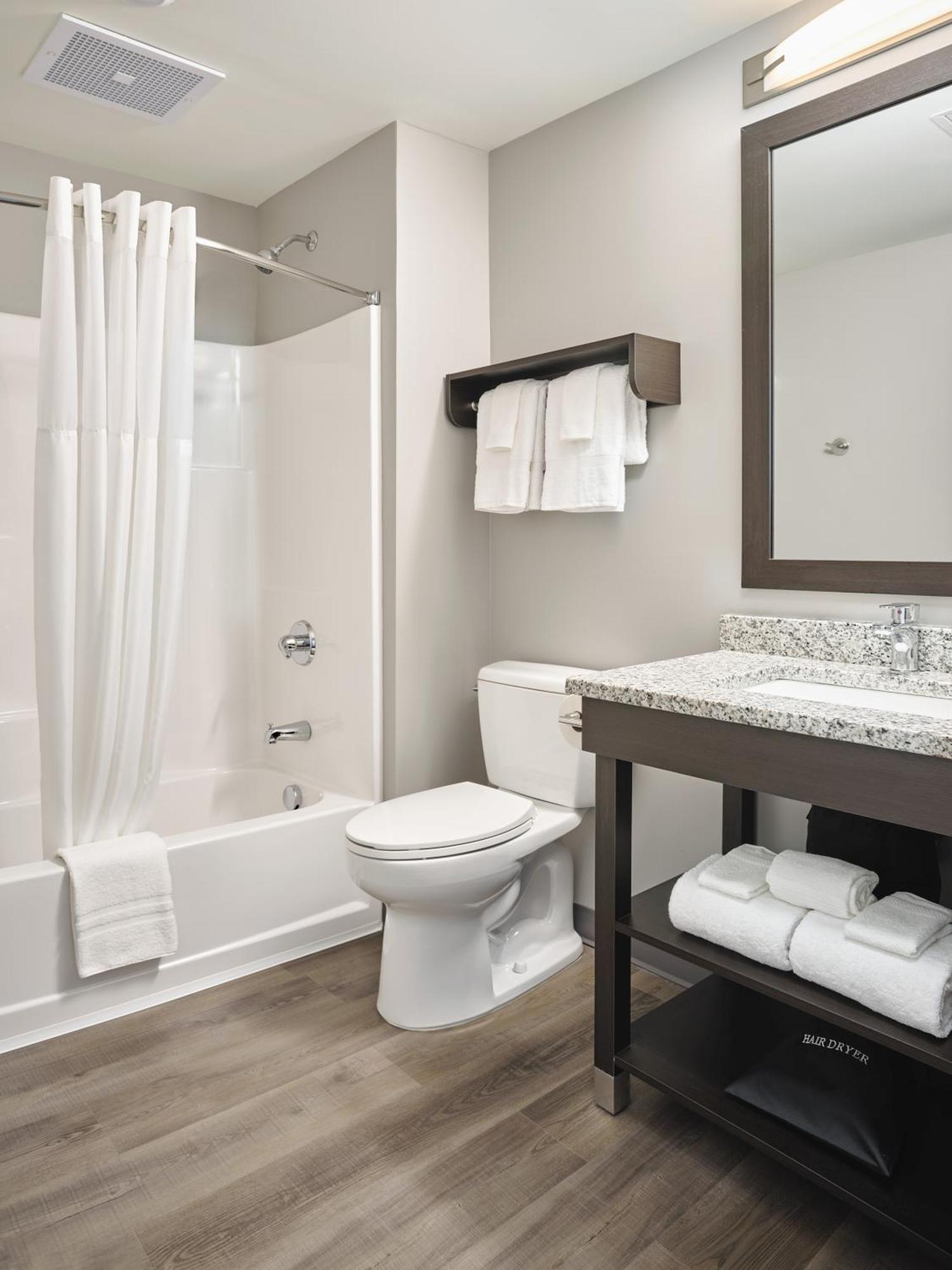 Stayapt Suites Columbus-Fort Benning Eksteriør bilde