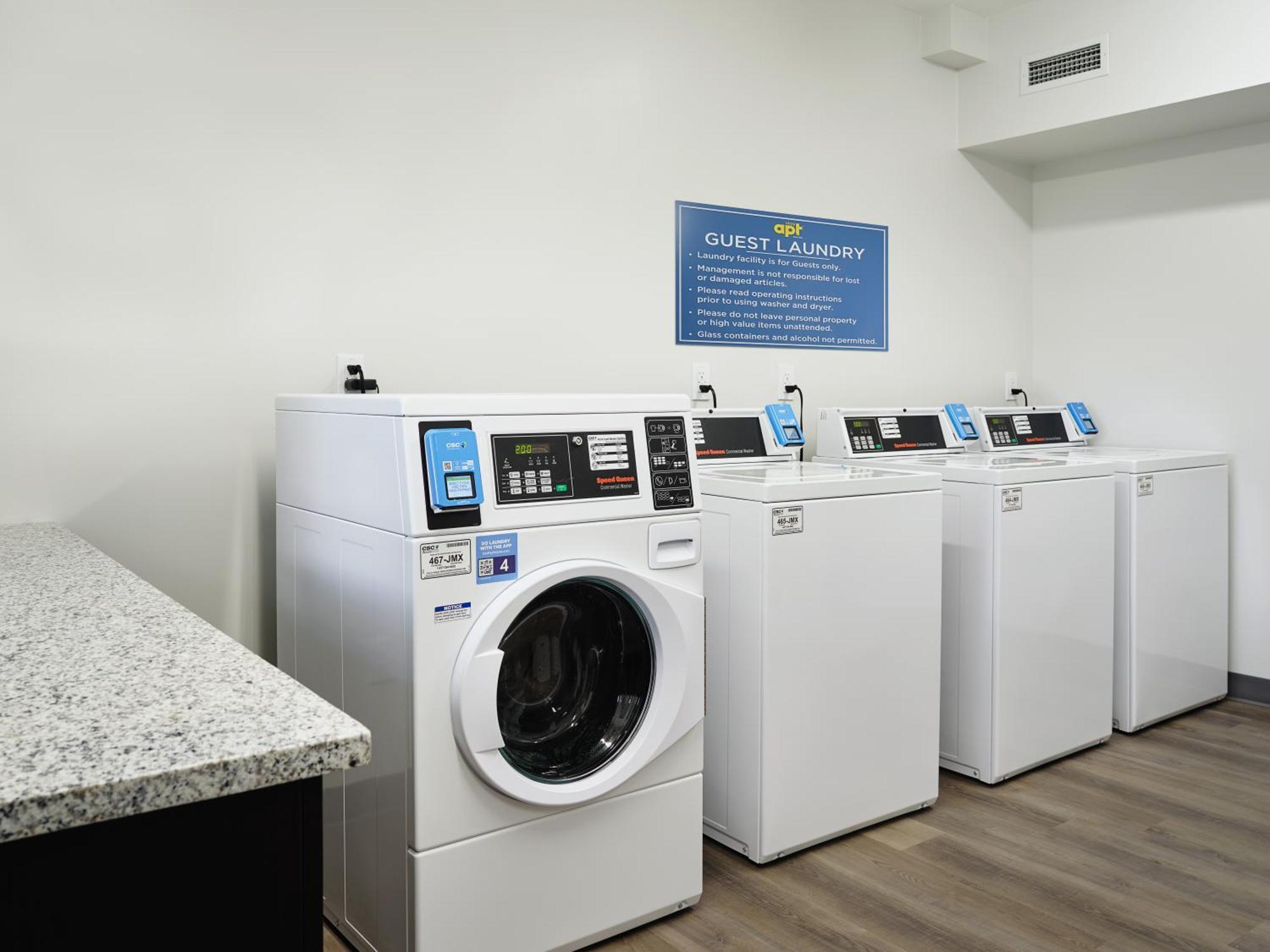 Stayapt Suites Columbus-Fort Benning Eksteriør bilde